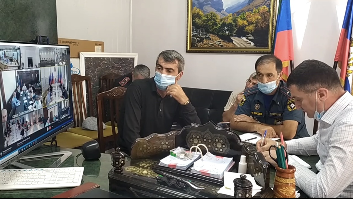 Сергей Меликов провел совещание в режиме видеоконференцсвязи