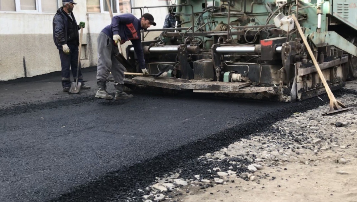 На улицах Цуриба появился асфальт