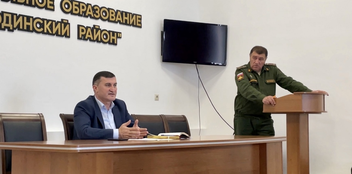 Отчеты о проделанной работе военным комиссариатом и райбольницей рассмотрели в администрации района