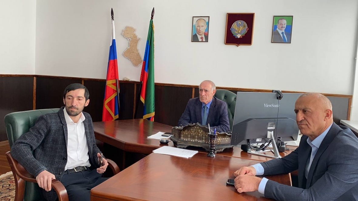 Реализацию госпрограммы «Социально-экономическое развитие горных территорий Республики Дагестан» обсудили в администрации района