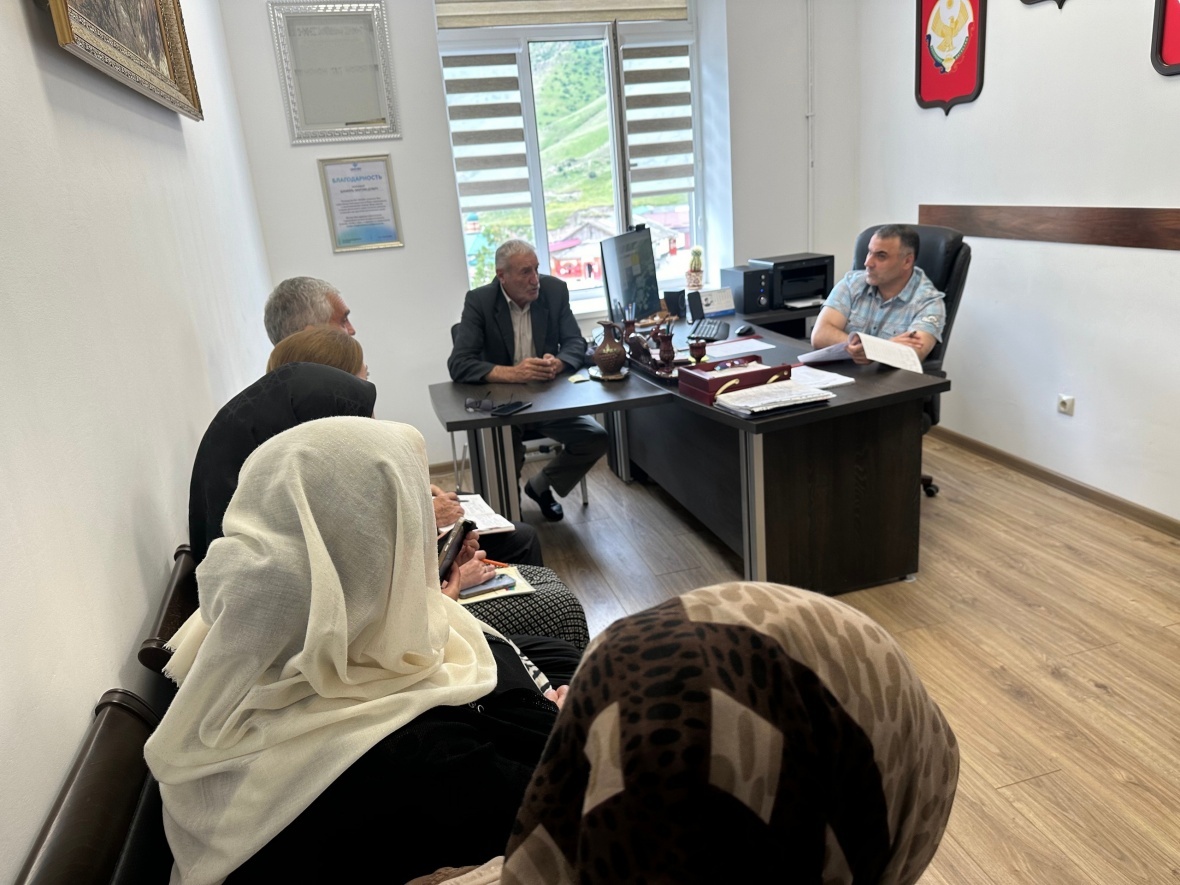 В администрации района состоялось заседание оргкомитета по подготовке к предстоящему Республиканскому слету