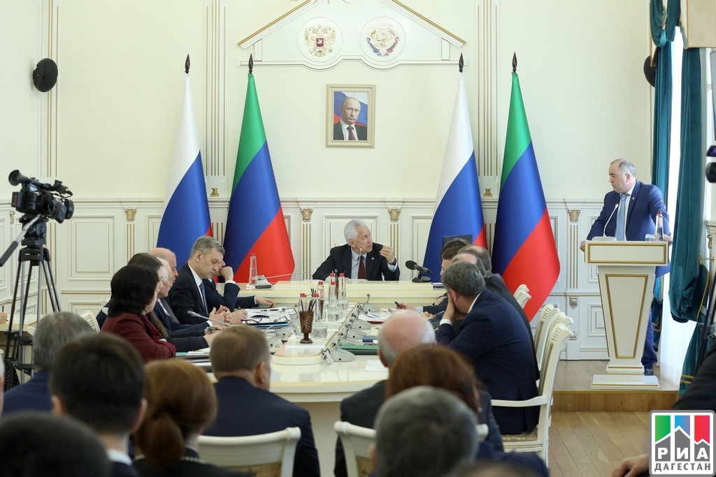 Владимир Васильев: «Мы должны обеспечить условия для того, чтобы дети безопасно провели лето»